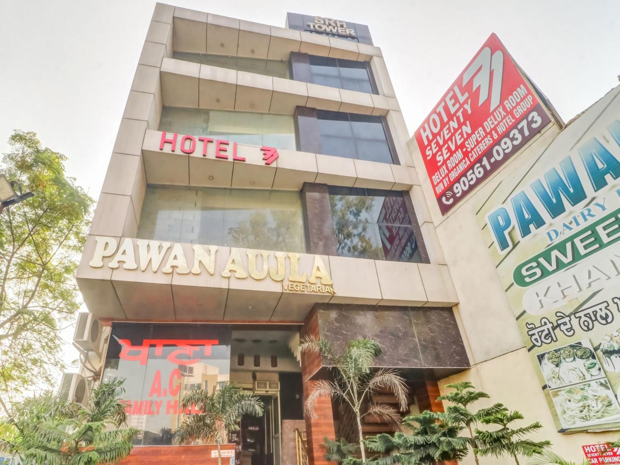 Townhouse Hotel Ludhiana Bagian luar foto