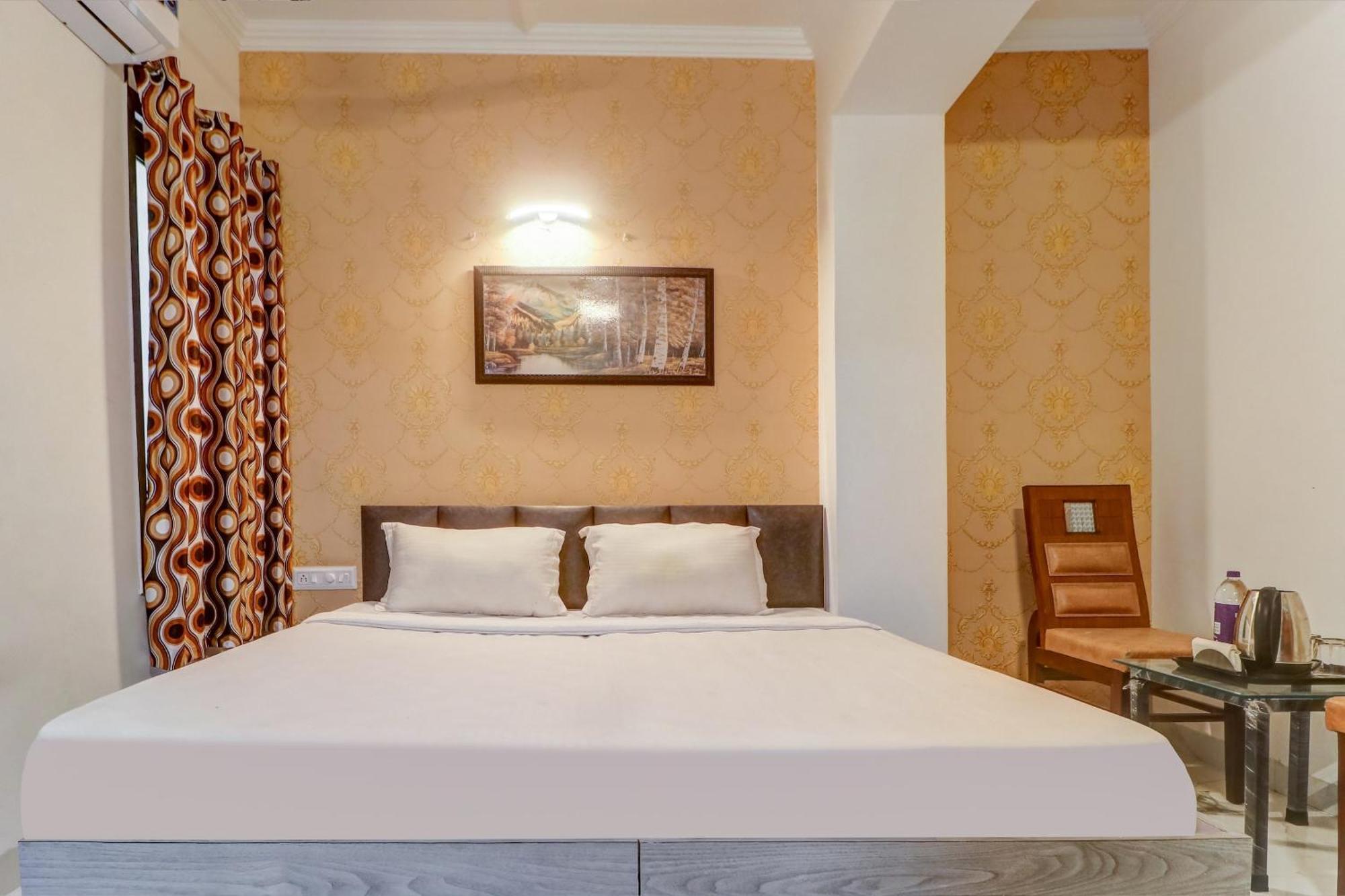 Townhouse Hotel Ludhiana Bagian luar foto