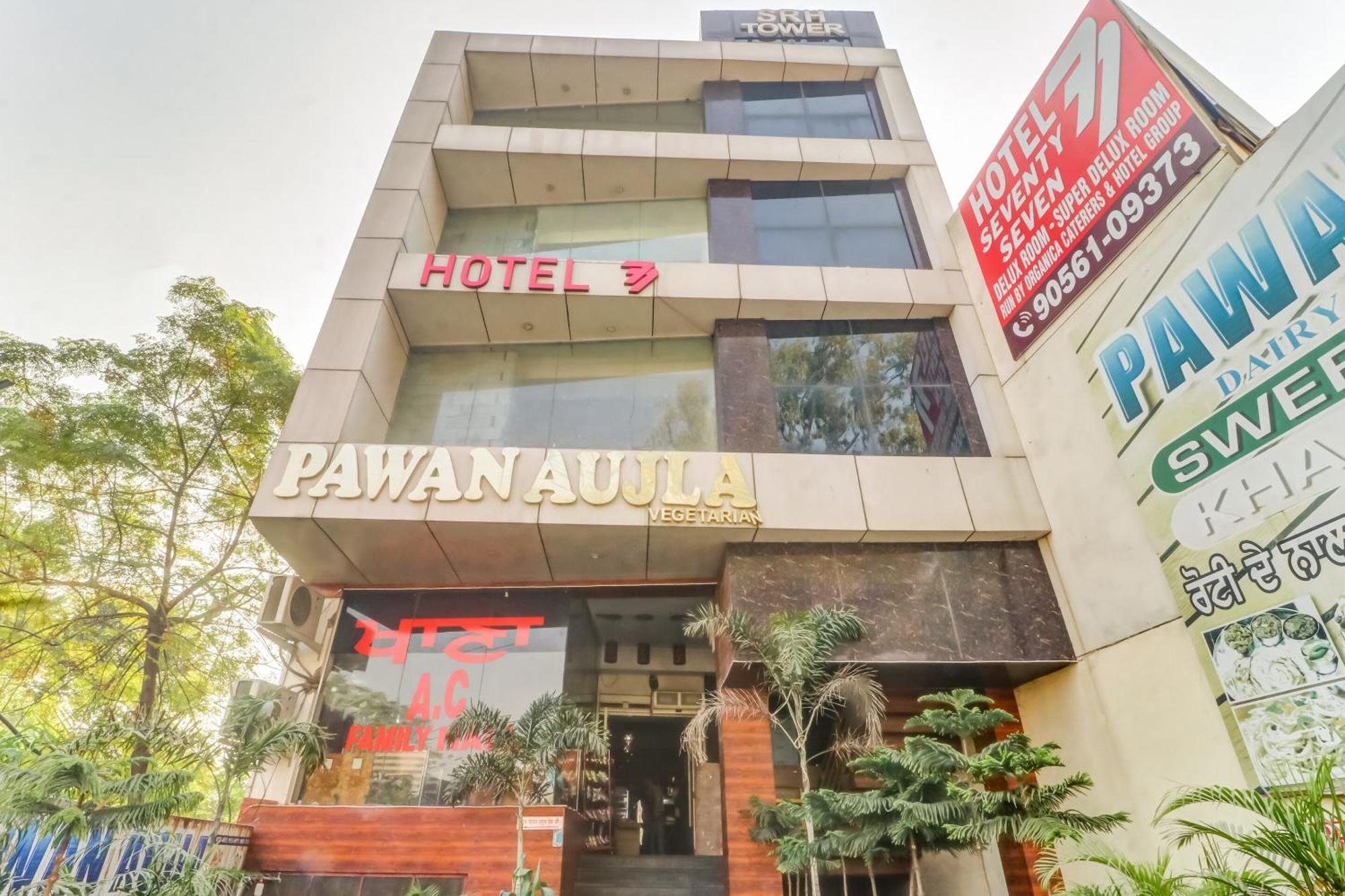 Townhouse Hotel Ludhiana Bagian luar foto